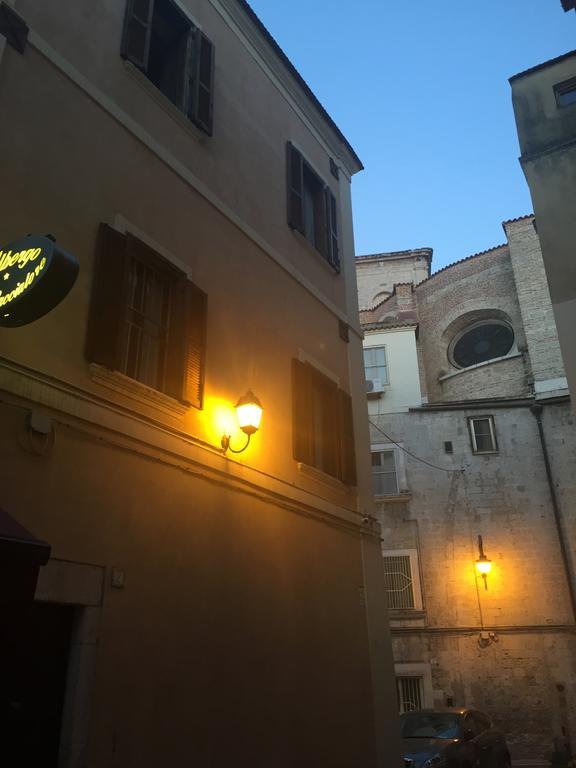 Albergo Ristorante Del Cacciatore Foggia Exterior foto